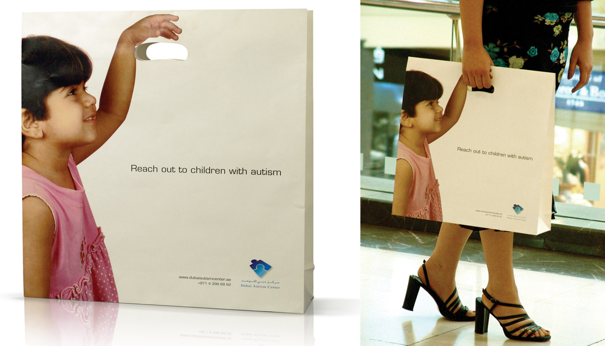 I bambini con autismo: Borsa 827506948f8d826f71d39481b3f452d7 45 Creativo Bagvertising Esempi Esempio Guerilla Marketing