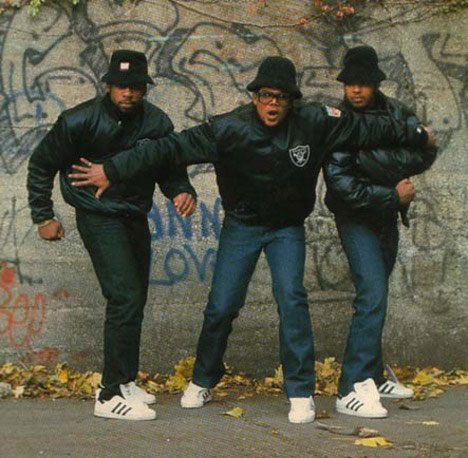 run-dmc-guerrilla-marketing-adidas 9f7a52e72805e788031436ca3a784ff8 What Is Guerrilla Marketing? Guerilla Marketing Example