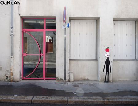 25 Creative Street Art Examples by OaKoAk Guerrilla Marketing Example f1ad5d114dbce65c0f75aeba9efb4445 25 Creative Street Art Examples by OaKoAk Guerilla Marketing Example